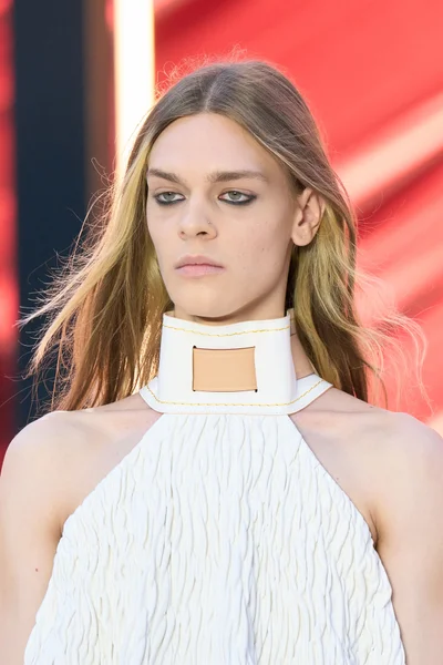 Look 91